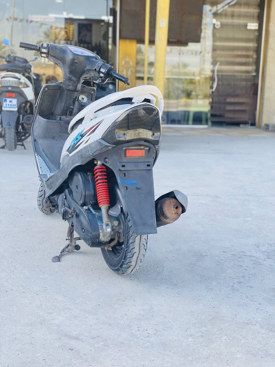 سلام عليكم ماكس عدله للبيع نضافه ميه بل ميه تواجه بالديه مكفوله كفاله عامه عنواني حله حي الزهراء سعر ٧٥٠وبيها مجال رقمي *********** وتساب موجود
