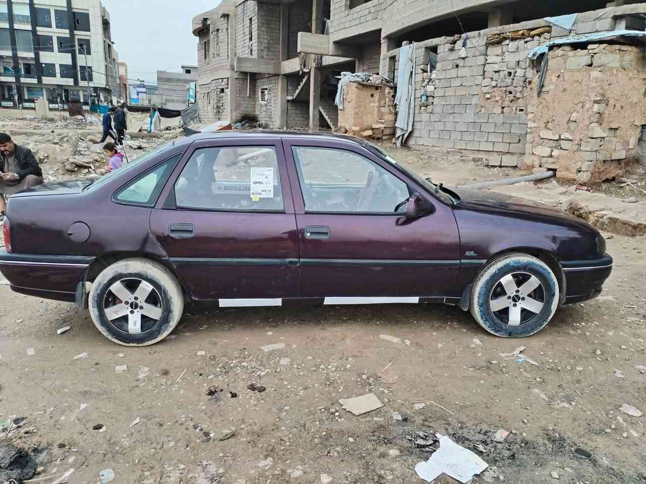 سلام عليكم للبيع فكتره حجم 20 كير محرك شرط شرط التحويل مويل 93 السعر 38بيها مجال المكان حي القاهرة ***********
