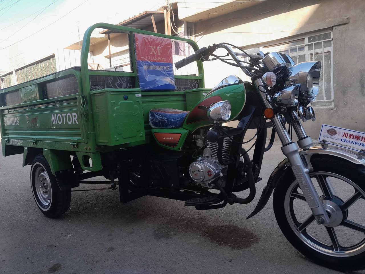 سلام عليكم شباب مديل 23كفاله عامه ستوته مال بلال كمرك كمرك رقم صاحبهه ***********سعرهه قفل قفل2550ستوته عل سحك بعدهه
