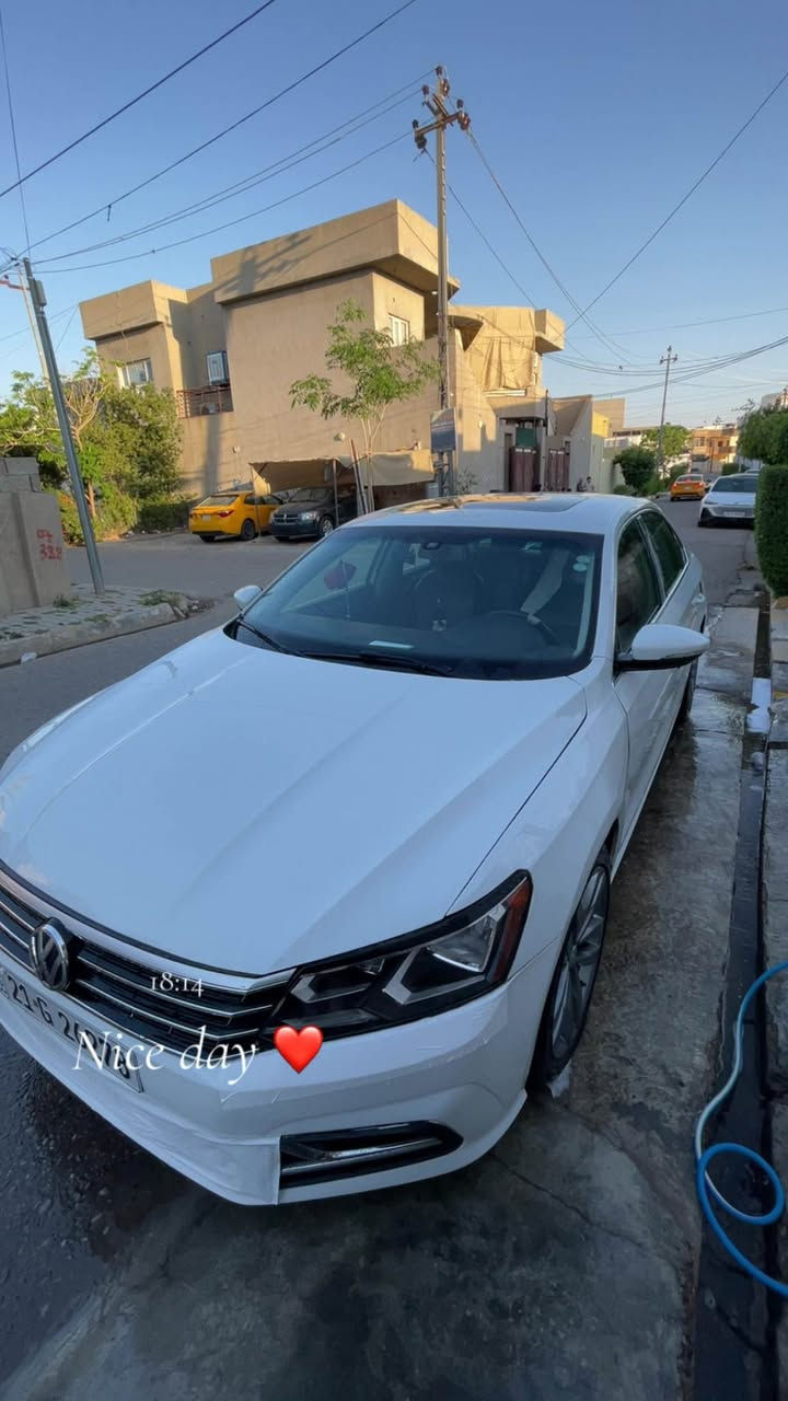 بسم الله الرحمن الرحيم 
باسات ٢٠١٦ محرك ١٨ 
بيها جامرلغ بونيد وشبر هلال 
رقم سنويه جديد باسمي 
دفتر بانزين بي
موصفات se 
فول فول ماعدا بصمة 
مكان كركوك *********** 
سعر١٢٢ بيها مجال بسيط كركوك, العراق
