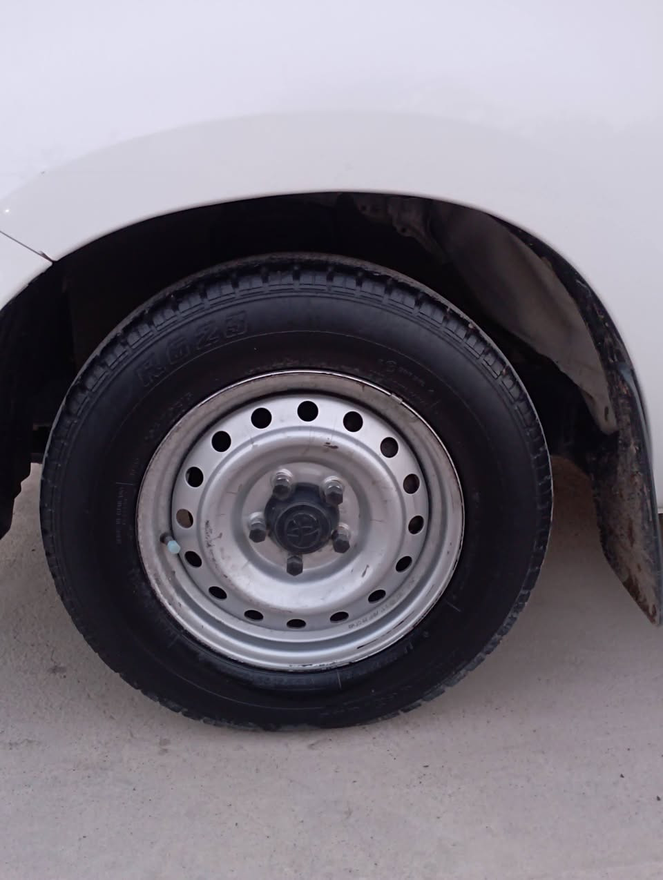 TOYOTA Marzya 2012 سەیارەکە 80 هەزاری حەقیقی ڕۆیشتوە چوارتایەی لۆکی بیلاد لەژێرە سەیارەکە هەوو گیانی بەشەرت نوقسانی و گڵایە ببڕە هەموو گیانی وەک شەریکە ماوەتەوە سەیارەکە  سەیارەکە 5 مانگی تیا ماوە هەموو گیانی  بەشەرت  تکایە گەر موشتەری نیت بێزارمان مەکە                      ژمارەی مۆبایل *********** سعرەکەشی تەنهاو تەنها_            206گەڵا
