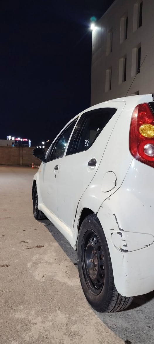 السلام عليكم
بي واي دي اف زيرو موديل ٢٠١٣ كير ومحرك شرط شرعيها بل موصل تتحول بل موصل  بيع فقط السعر 30وبيها مجال
***********
