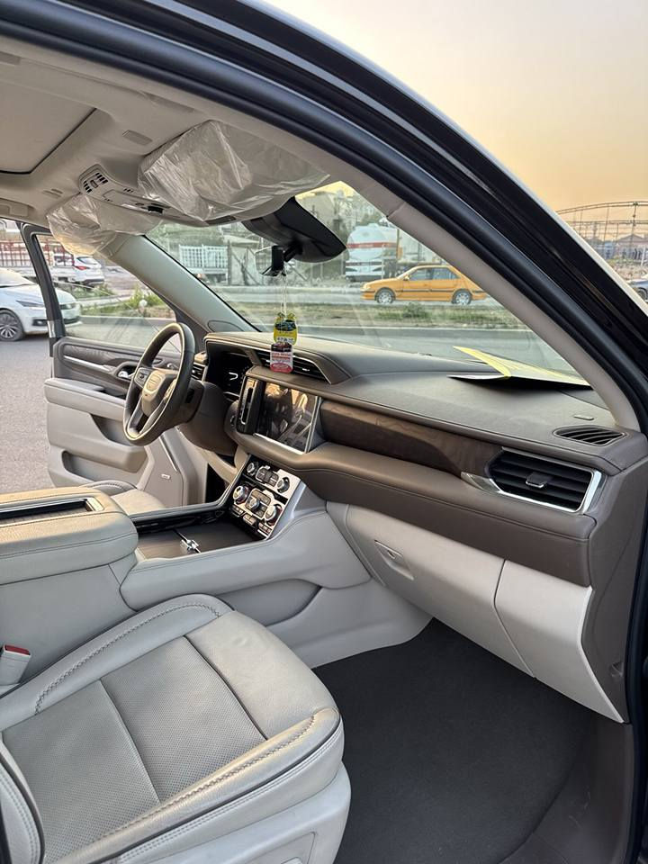 جمسي دنالي 2023 ماشي 11 الف بيها رصعات خفيفه مال حالوب بربع البنيد المكان بغداد للتواصل ‏‪***********‬‏ بغداد, العراق
