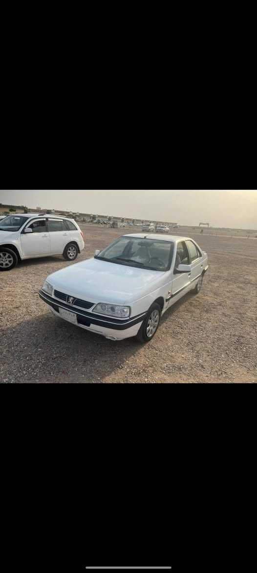 سلام عليكم بيجو 405مديل 14سنويه منتهيه سياره جديده بمعنه لكلمه مكينه كير تبريد حداديه كامله خياسات ما بيه مكانه بصره سعره 43وبيه مجال تواصل ***********
