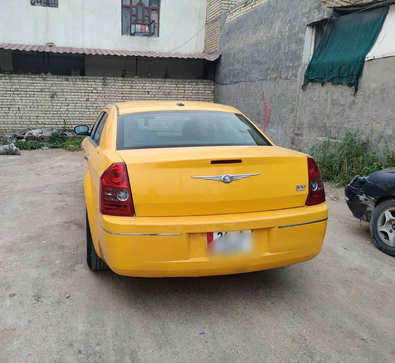 سلام عليكم أوباما للبيع موديل 10 سياره نضيفه حداديه امامي خلفي جديده تخم تاير جديد سياره فول مواصفات فتحه و أربع جوكات سياره بيه فقط جاملغ الايمن و باب الصدر تبديل بدون يرباكان و بيه منضومه غاز 

هاذ رقم الهاتف ***********
