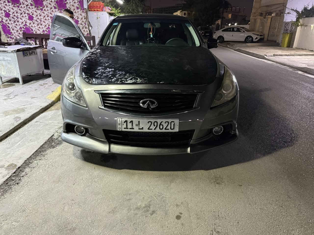 انفنتي g37xS 2013
فول للاخير 
دعاميه او لحيه s
دوسات s
كشنات s
راديتر ريسنك ٤سراوات 
عليه دبات HKS صوته كلش حلو 
عليه داون بايب
شوت لونك 
مبدله ضفاير من طول للطول 
عليه مكينه او كير جدد صار شهرين من شديتهن 
منضومه تبريد جديده ثلج 
السياره كلش هواي مصروف عليهه حتى النواعم مابيه نقص 
سعر 110$ 
مكاني بغداد
***********
