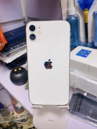 آيفون ١١ • ١٢٨ • بطارية ١٠٠