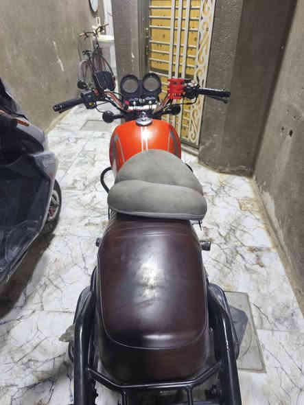 السلام عليكم دراجة دايوان نفخ للبيع نضيفه موديل 2023 مرقمه وسنوية وكامله بسمي سعره 2600 وبيه مجال مكاني كربلاء حي الرسالة ***********
