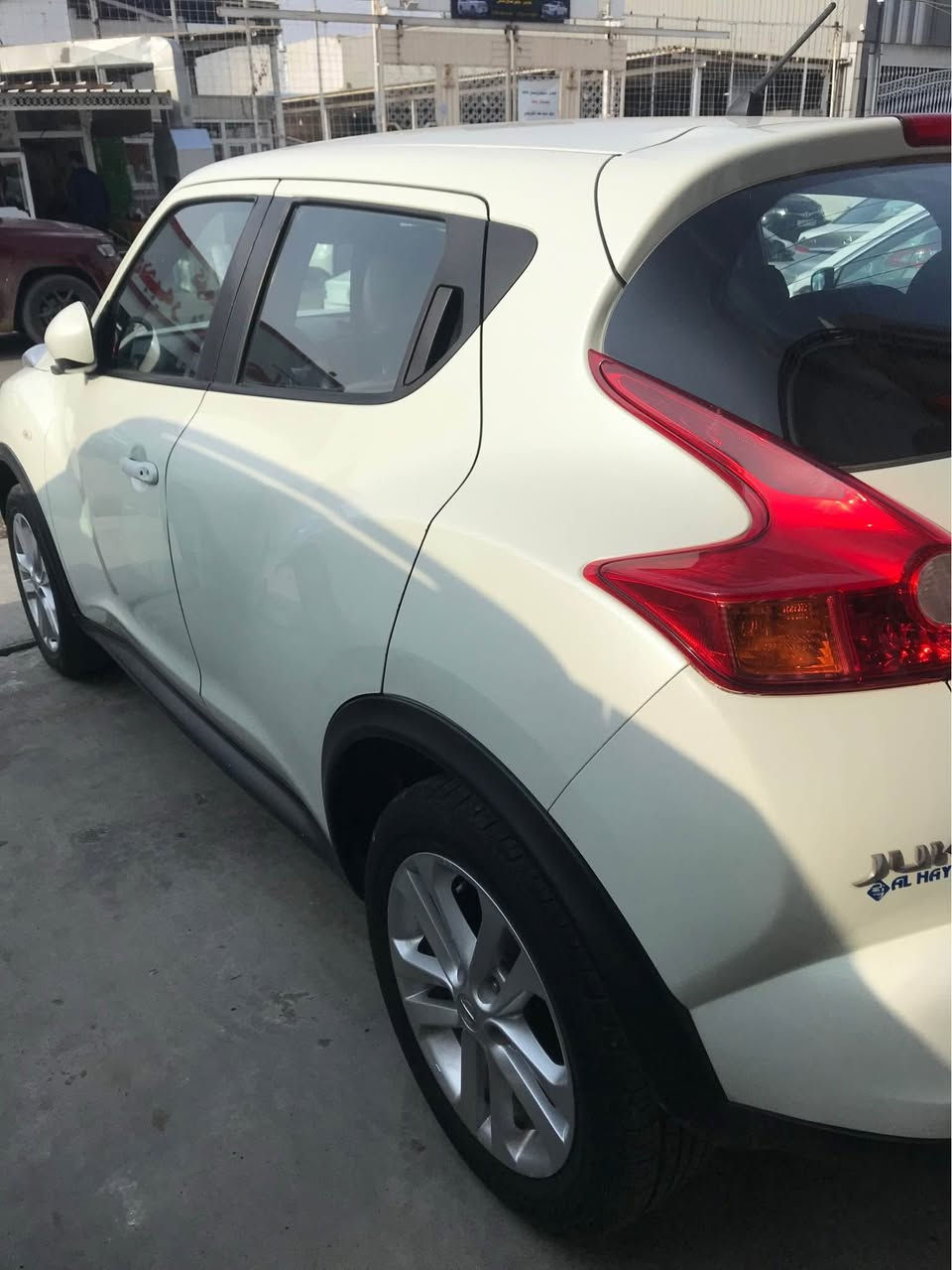 نيسان جوكى مؤديل 2012يه پارچه ى سبوخه سئ جيكاى ته حديله سه ياره كى زؤرجوانوخاوينه 76هه زاررؤيشتيه  به سمه يه ئاوينه كاره بايه به س سلايت نيه ره قه موسه نه وى نويبه سعر104كه ميك مه جال موبايل *********** أربيل, العراق
