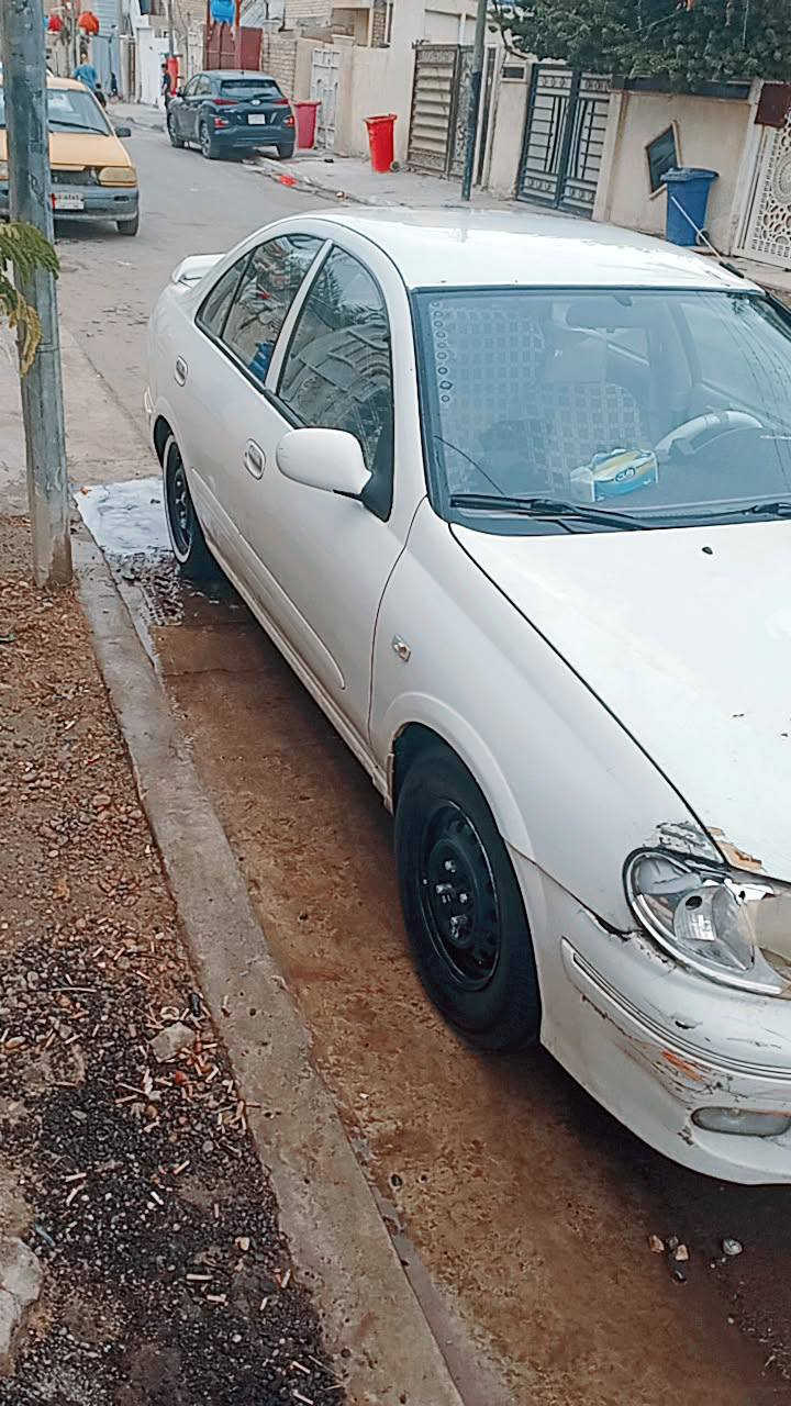 سلام عليكم.   سني يابني 2001.                                         ضربتهه دعاميه اليكدام وشويه من البنيد.                                  سعرههه 75 وبيههه مجال.                                                     ***********
