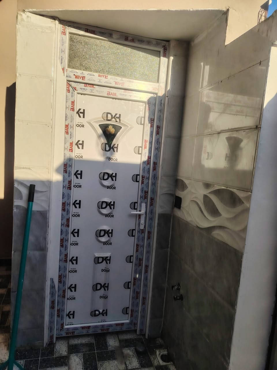 ⭕️دار للبيع بمساحة 100متر طابو زراعي 25⭕️
✅الموقع  التحرير محمد ليلى الجزء الاول قرب الشارع العام✅
✅التفاصيل الطابق الاول استقبال ومطبخ وصالة وغرفة نوم ✅
✅الطابق الثاني غرفتين نوم 2وصاله وصحيات ✅
✅فول خدمات ماء وكهرباء ومجاري وتبليط✅
☎️*********** ☎️خاص مفتوح
