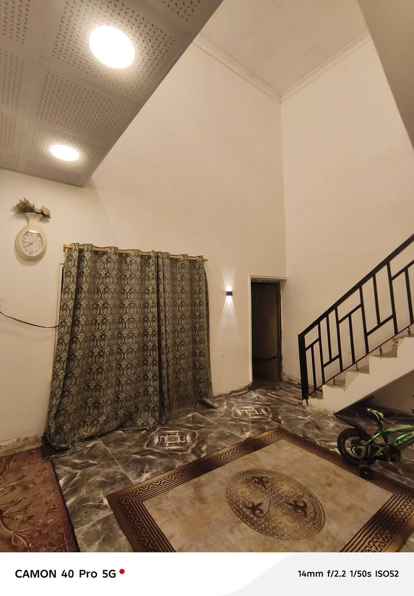 بيت للبيع ببو خستاوي مساحه ١٦٠
بيت كله جاهز بنا ج.ديد وشغل درجه اولي الشراي بخدمته نوع العقار إصلاح زراعي ***********
