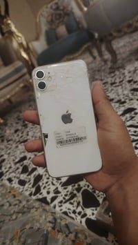 آيفون ١١ • ذاكرة ١٢٨ • سيم عاطل
