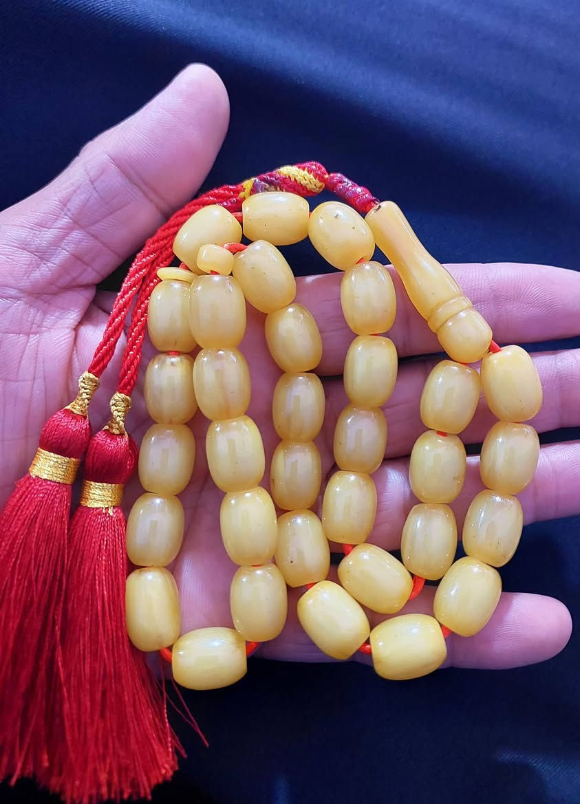 السلام عليكم
سندلوس الماني قديم انتيك وزن 70 غرام نظافة تاااامة للمهتمين اي استفسار عالخاص


**إذا كنت صاحب هذا الإعلان وتريد حذفه لأي سبب، رجاءا أرسل رسالة إلى الدعم الفني**