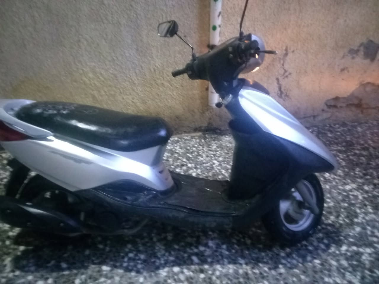 سلام عليكم درجة كزز كبريتر محرك مامفتوح كمله كلهة شلعة معدل حلو مانقصهة شي سعر 600 بيهة مجال رقمي ***********
