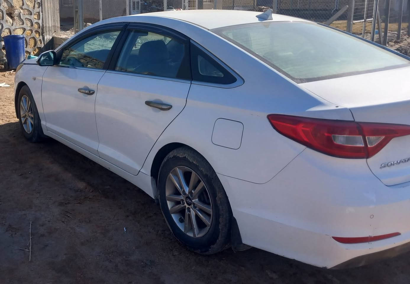 سوناتا 2016 ادوات
كصة بجم 
مكينة كير حدادية تبريد كلهة كاملة 
سيارة جاهزة بس بجمهة يرادله ترتيب 
سعر 55 بيهة مجال 
مكاني ديوانية 
***********
