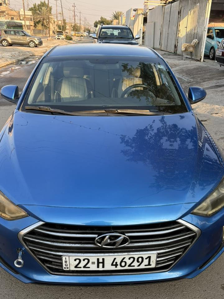 السلام عليكم
سياره هونداي النترا 
موديل ٢٠١٧. 
بيها صبغ بنيد ودعاميه فقط 
كير مكينه كفاله حداديه كفاله 
سونر جديد بيها 
السعر 120$
عنوان : بغداد الجديده 
لتواصل :***********
