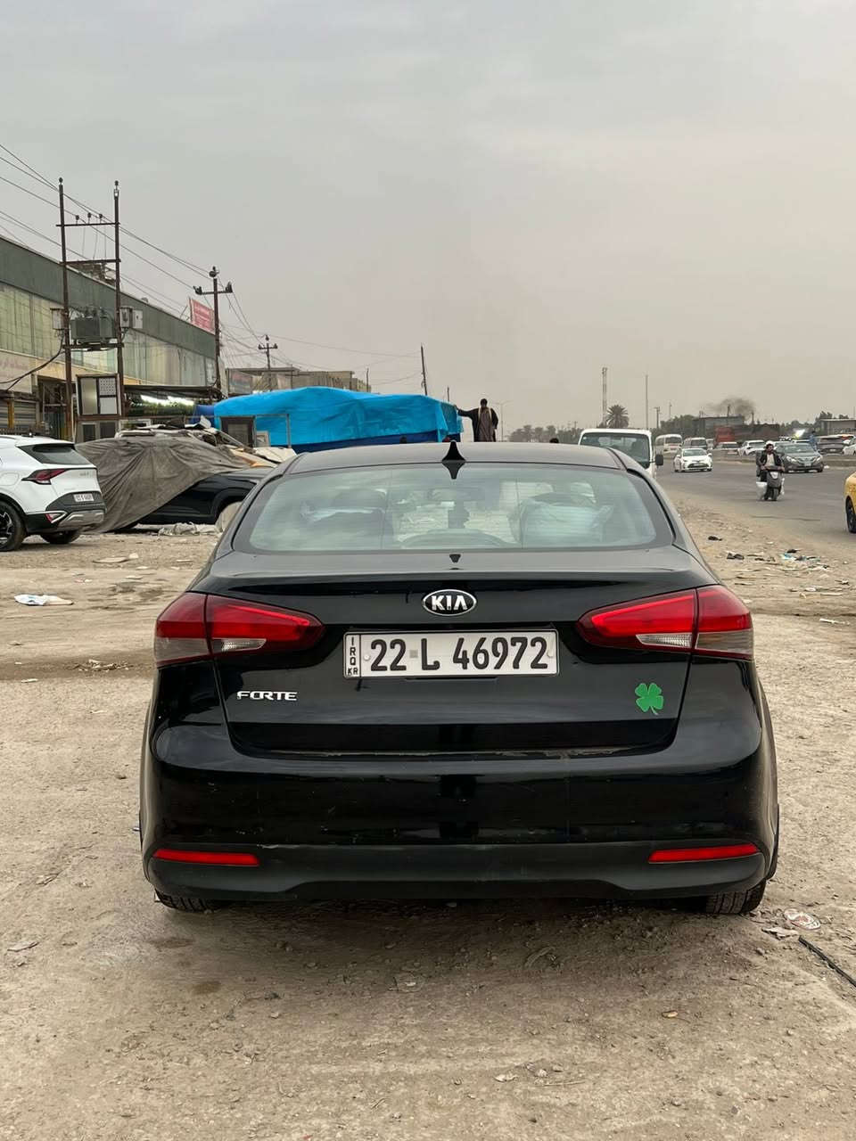 فورتي موديل 2017 وارد امريكي حادث بنيد وجاملغ والجاملغ الثاني بي رصعه ومصبوغ وبل العراق صبغت الدوسه سياره احلى من الصور ونضيفه كير محرك تبريد تخم تاير خير من الله ماشيه98 الف 
رقم اربيل الدولي الجديد باسمي تريد تحويل تريد وكاله 
مكانهه بغداد السعر107$ وبيهه مجال بسيط 
الاستفسار *********** 
غير متواجد فيس )
