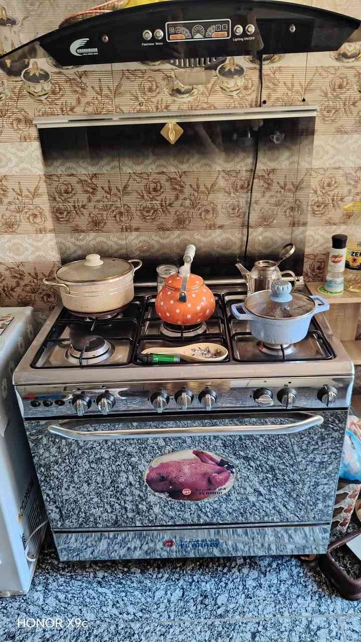 كاونتر مترين وسنك اقل من متر او نص نظيف ٤٥٠ وطباخ ١٥٠


**إذا كنت صاحب هذا الإعلان وتريد حذفه لأي سبب، رجاءا أرسل رسالة إلى الدعم الفني**
