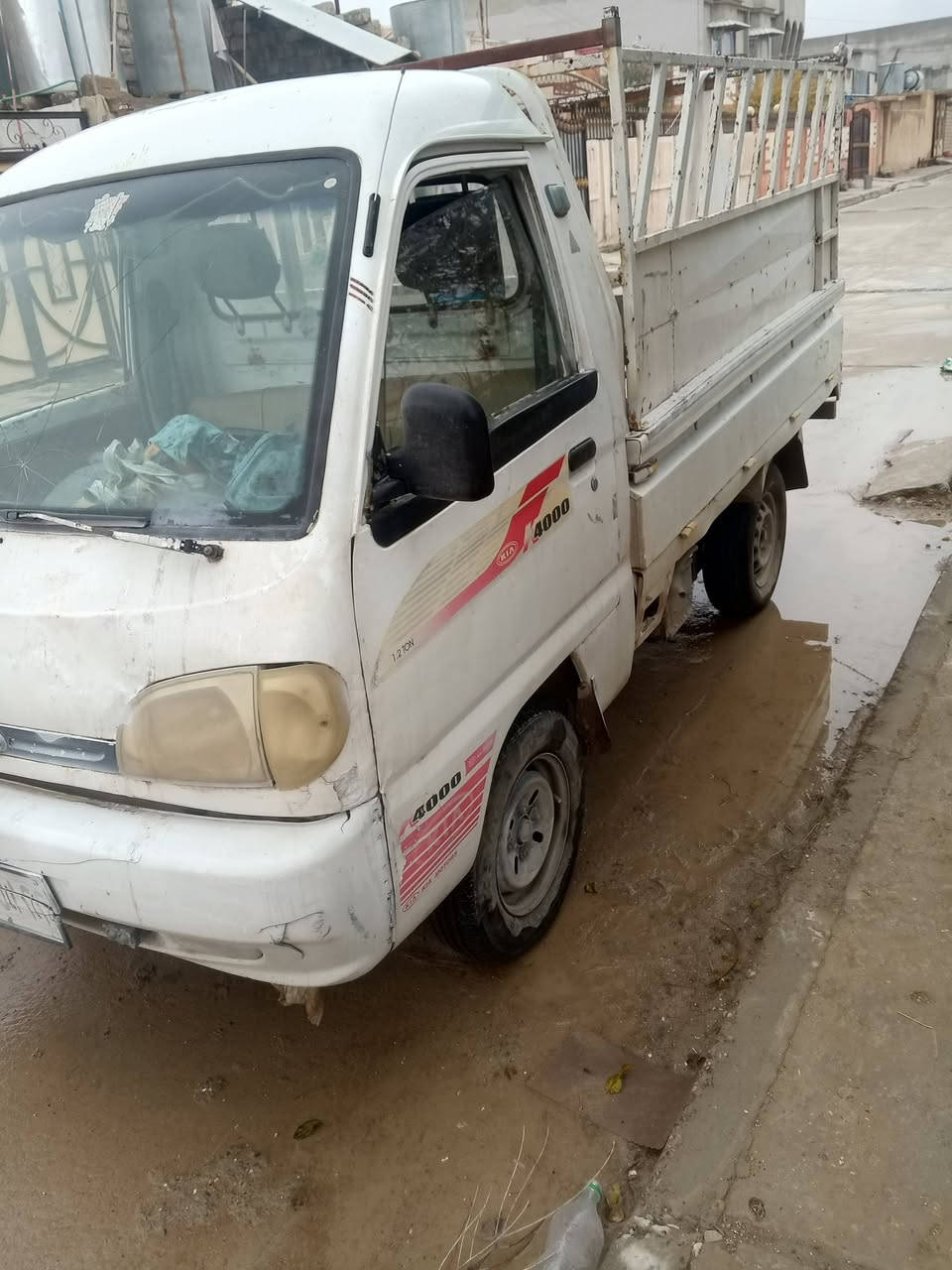 كيا للبيع موديل2007
السعر 11ورقه أوراقو موجود ***********
