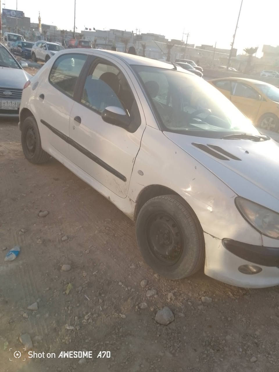 ياالله 
سلام عليكم 
بيجو فرنسي 206 مزاد وزارة الداخلية بيها كتاب معنون للمرور تحولها بسمك مباشر مكينة گير أوتماتك شرط النضافة 
سيارة جاهزة خير من الله تبريد تدفئة تخم تاير +غرفة شرط النضافة و
سيارة ناعمة تراي كلش حلو نواقصها فقط دبلات خلفية نص عمر *********** حلة الكفل سعرها 
28 ورقة وترهم مراوس سيارة أقل منها
