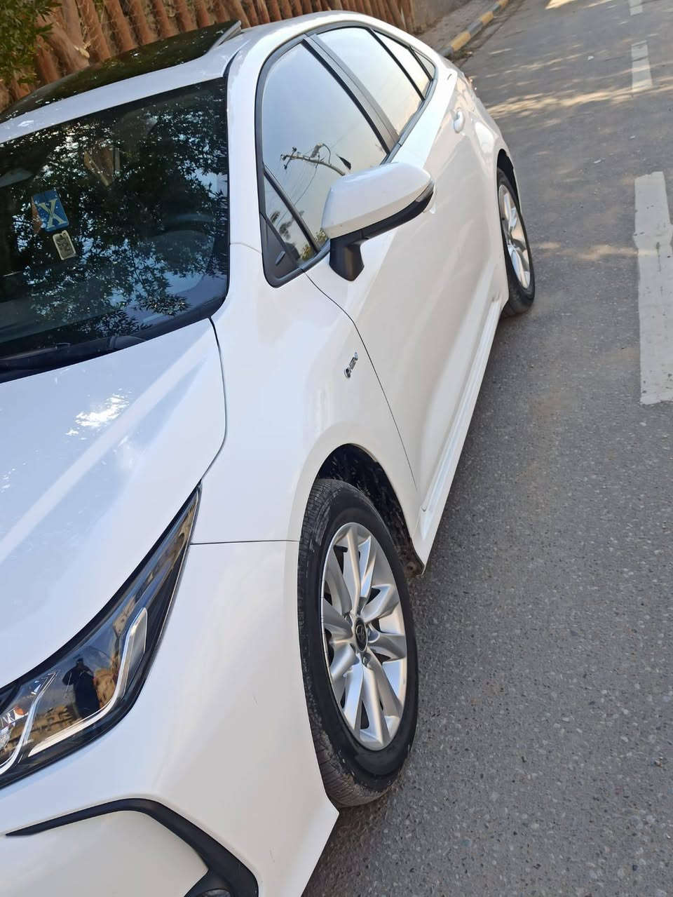 السلام عليكم
تويوتا كورلا 2024 شكل الخليجي 

داخل جلد 

ماشيه 31 الف كيلو
مكفوله من الصبغ 

رقم بغداد بأسمي تحويل مباشر

السعر 155 وبيها مجال بسيط 

للاتصال ***********

مكان السياره كربلاء  المعملچي
