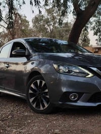 سنترا SR • ٢٠١٨ • بدون صبغ