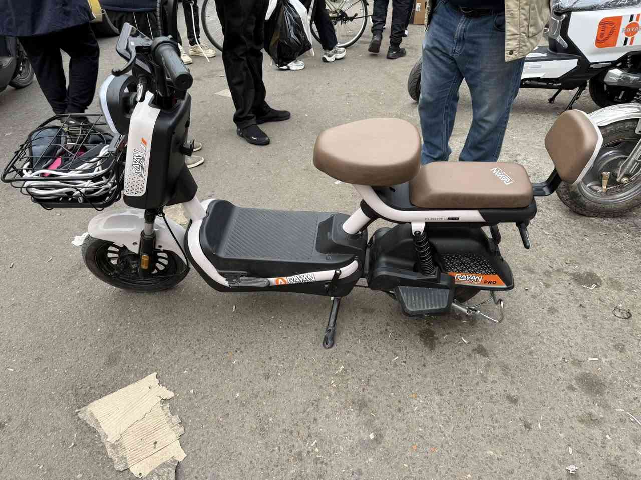 دراجات شحن  عنوان بغداد  الحريه  الزركه 350 و الخ 300      ***********
