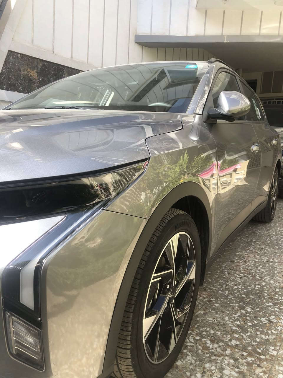 السلام عليكم k3 مكسيكي وكاله الدوليه تحت ضمان موديل 2025 ماشيه 11000 كيلو مكفوله  محرك 1600 دوش رقم بغداد انكليزي مواصفات  بصمه +بصمه ابواب اشاير بل مري مري شفط تحكم ستيرن جهتين تبريد قطعتين فتحه سقف ويل كب  شحن لاسلكي  تحكم بل قيادة   سعر 155$ وبية مجال  اتصال ***********
