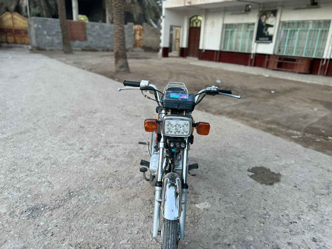 نامه مديل 23 دراجه زيرو حلو مامتعوبه محرك صجمه ناعم لا فتح ولاتبديل دراجه فول بانزين وطلع السعر 1300 وبيها مجال بني منصور وتساب ***********
