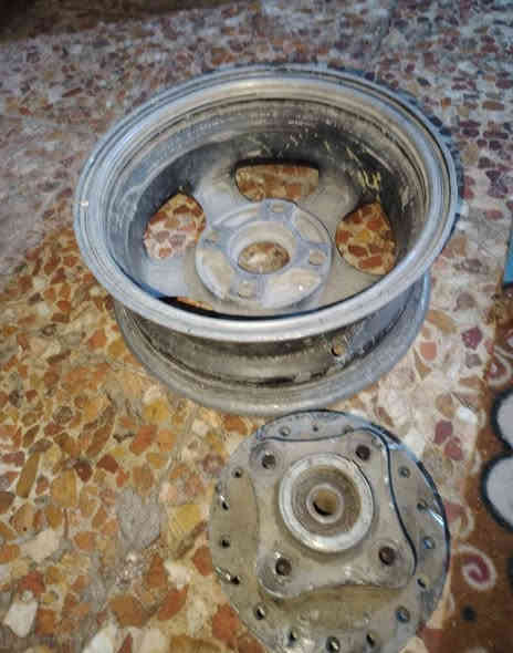 سلام عليكم  ويلكب ستوته +طوب رنك خلفي جيب وشد  ثنيهن للبيع المكان البصره قضاء المدينه  قيم بليرضى لله وخذ  ***********
