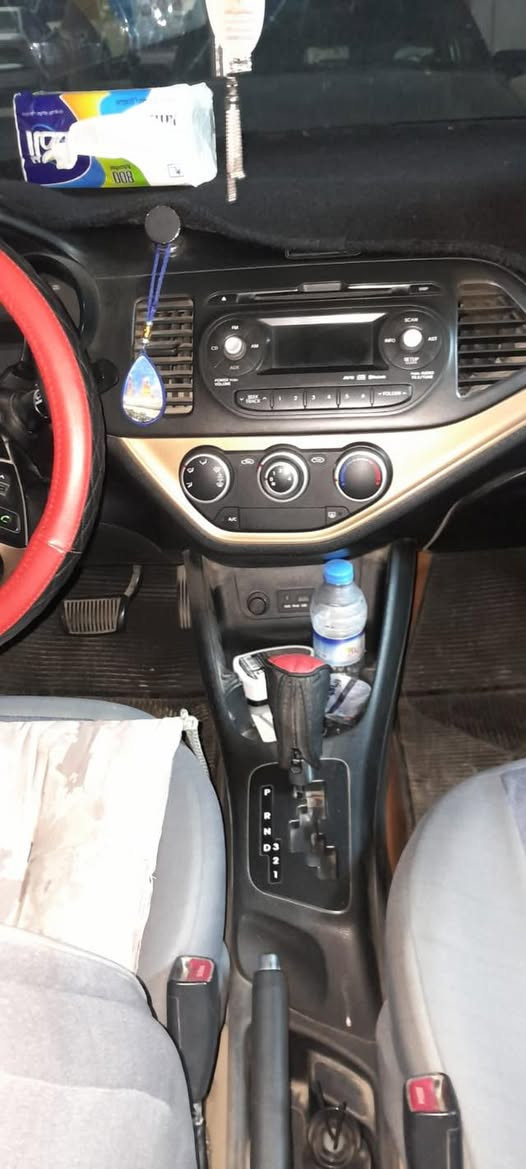 السلام عليكم بيكانتو 2013 رقم اربيل سياره جديده مكفول من كلشي سياره جازه من كلشي ستخدام بيت سعرها 78 
ستفسار *********** مكان سياره نجف
