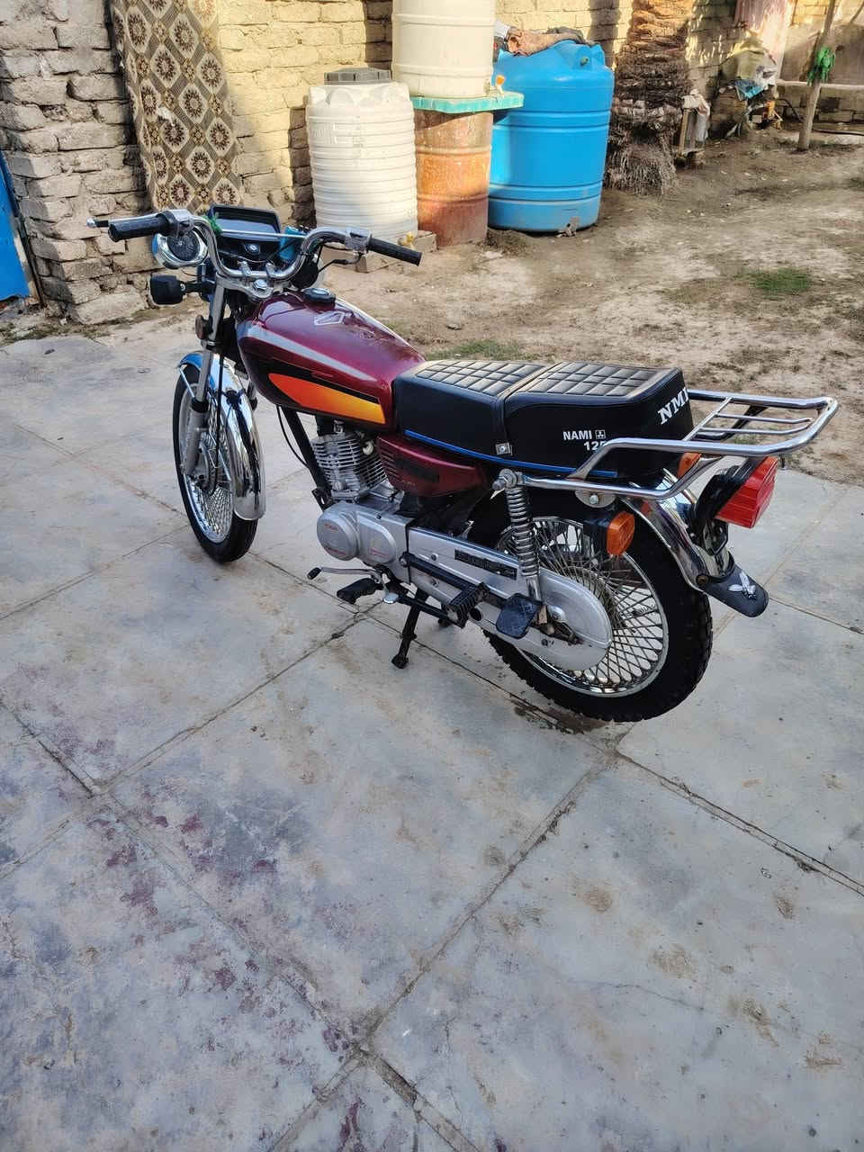 سلام عليكم دراجه تايكر البيع موديل 2021 أوراق 450 وبيها مجال ***********
