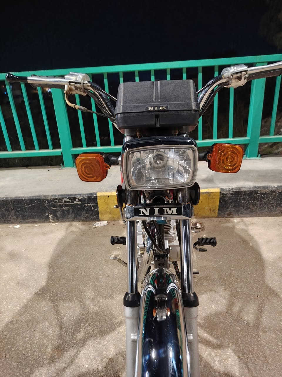 السلام عليكم دراجه للبيع ناما امتياز اصولي اصولي صارله فتره من طالعه من الوكيل وكيله العارضي دراجه خير من الله مكاني نجف مشخاب  هاذه رقمي ***********
