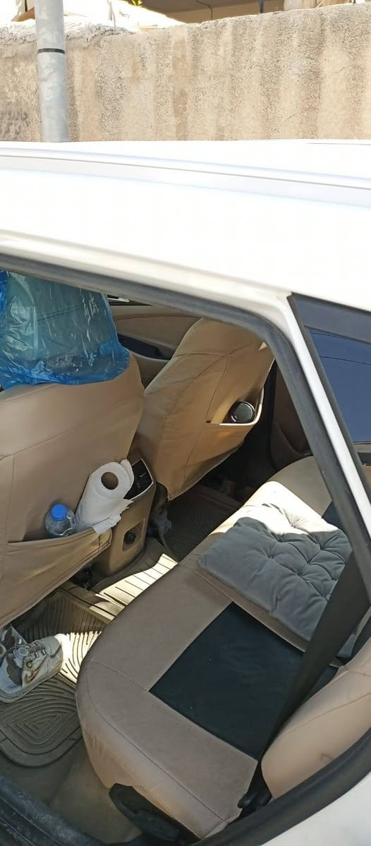 سلام عليكم توسان للبيع خليجي فول ماعدا الفتحة موديل 2020 السيارة مكفولة من  الصبغ والبارد
مكان السيارة كلار 

السعر 235 اوبيهة مجال 

للاتصال فقط واتساب ***********
