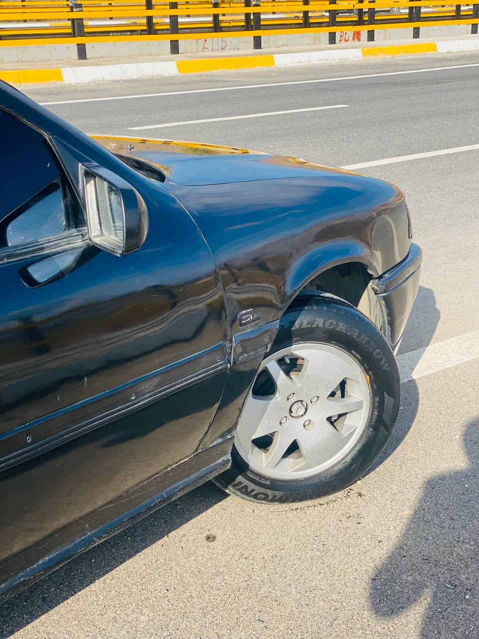 ئؤپل فيكترا ١٩٩١ 
ئارم بلاستيك سليماني
مةكينة ١٨ 
گير عادي 
تةبريد گةرمي بة شةرت 
Abs
پاوةر 
لايت زينؤن 
سلايد 
ويل كةپ
جوار تاية ويلي نوي
كارةباي كامل بة شةرت 
توند تؤلي بة شةرت 
ئارمي بة شةرتي مرور و مةفرةزة و كؤمپيتةر 
ناو داخيلي زؤر جوانة 
سةيارةكة كامل جايزة 
شوين كؤية 
نرخي ٢٢ معامةلة
***********
*********** كويسينجاك, أربيل
