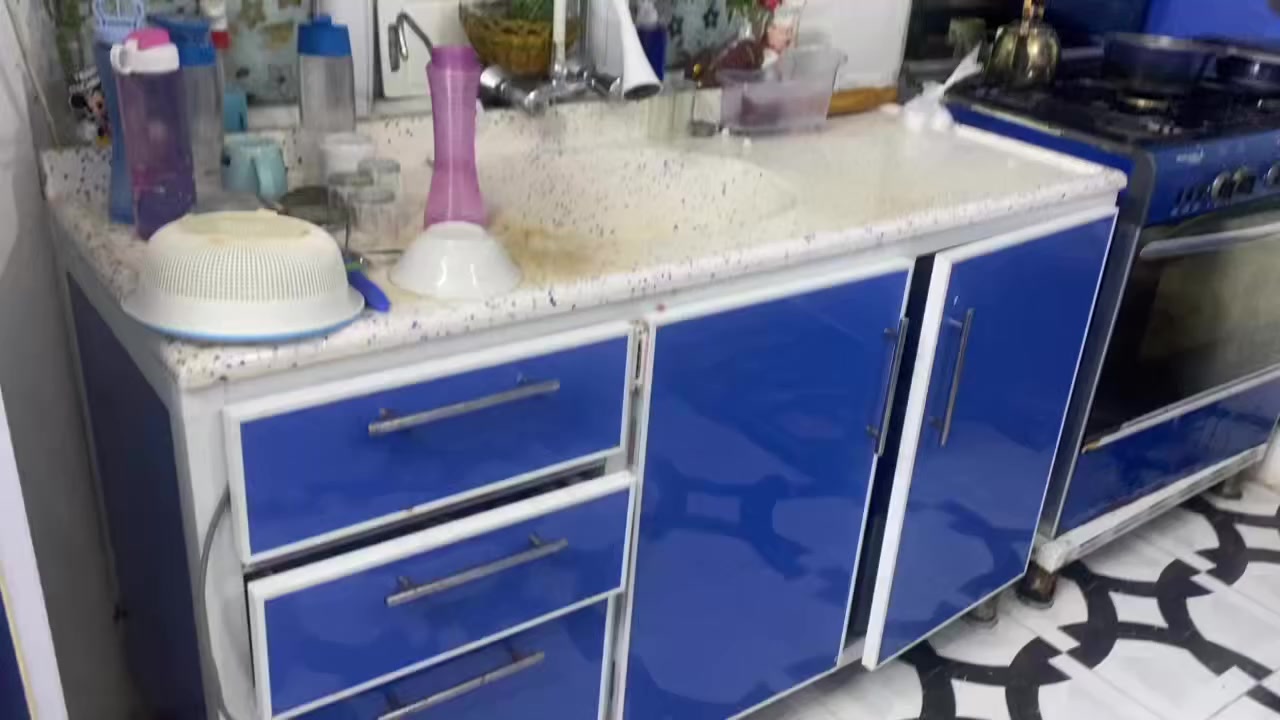 كاونتر. 4 قطع. شغل تفصال عراقي السنك مرمر  العنوان بغداد  السعر 400 الف   الشراي يتصل على هذا الرقم ***********
