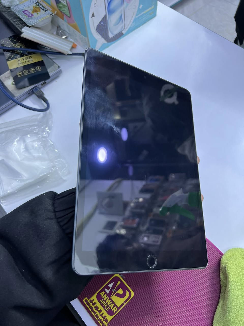 السلام عليكم ايباد 9
ذاكره 64 بطاريه 88 
كامل ملحقات 
الحله ثوره
***********
