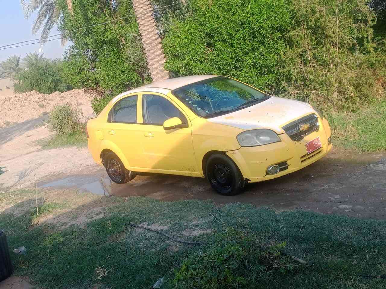 افيو للبيع مكينه وكير جدد كير عادي 
حداديه اماميه وخلفيه جدد 
عليها غرامات 450 
مامسجله هيئه يعني ماعليها ولا ربع 
  الاتصال  الرقم 

***********
