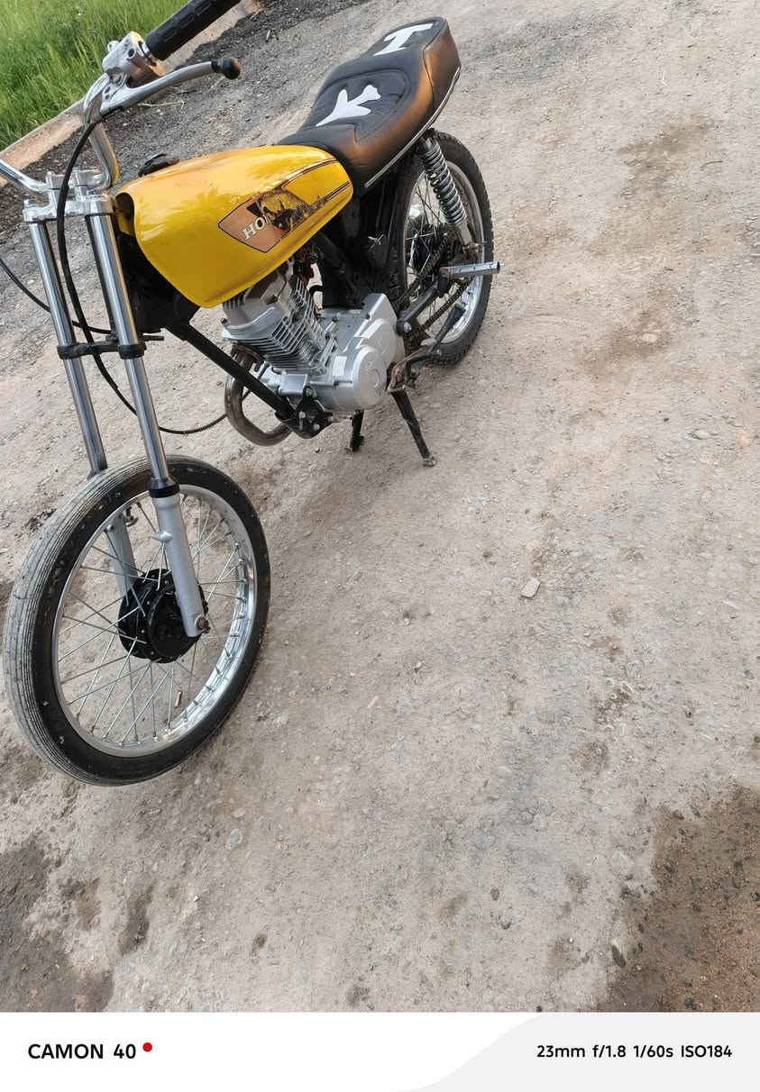 سلام عليكم دراجه للبيع وراق موديل 2011 وكيله شارع بغداد سعره 600 هاذ رقم ***********
