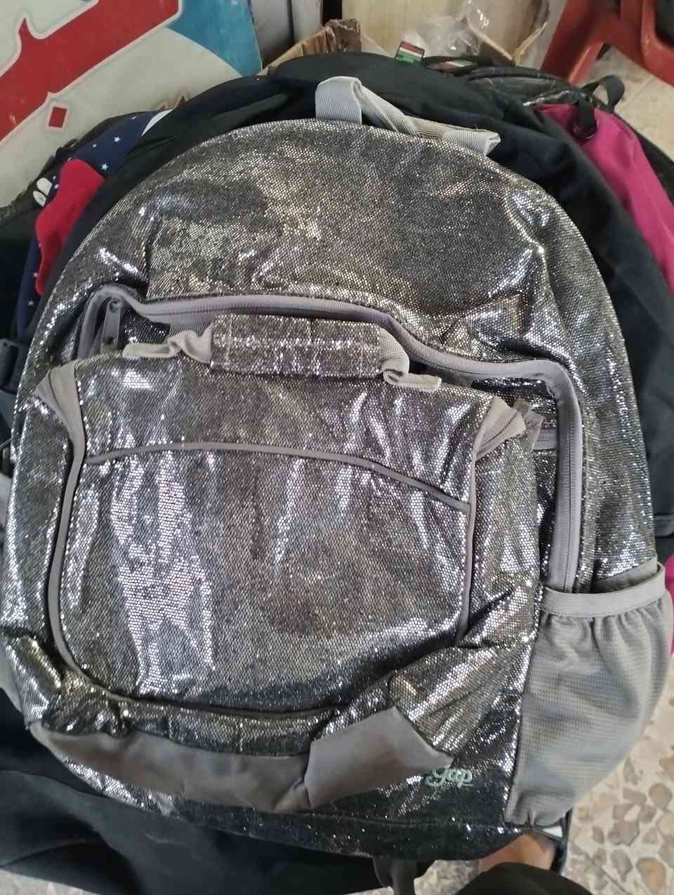 جنطه مدرسيه باله جديده في الموصل حي التحرير مقابل جامع ال البيت بل فرع اي استفسار عل وات ساب أو مازنجر أو على هذا الرقم ***********
