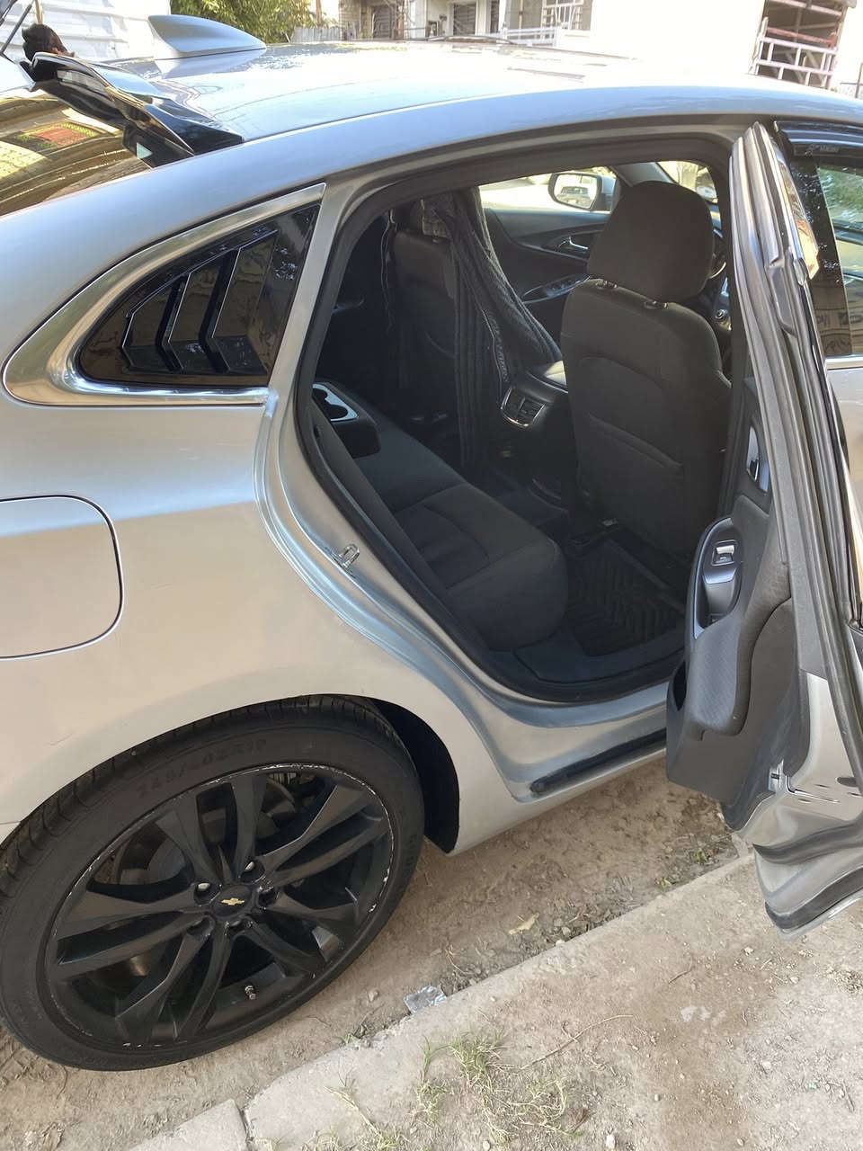 السلام عليكم ماليبو موديل 2020رقم اربيل
صور السونار موجود بلمنشور مواصفات LT

محرك وكير كفاله 

السياره ماشيه 

126الف 

تبريد قطعتين 

بك لايت طياره

تشغيل عن بعد 

محرك 1500تيربو 

بجم كبس يعني انسى الحماوه وتبريد ثلج 

ويل حجم 19

تخم تاير جديد باتري جديد 

تحكم استيرن جهتين 

شاشه كبيره 

كامره خلفيه دواره 

سياره نضيفه ومامتعوبه وتجي تشوف بعينك 

مكان السياره الغزاليه 

سعر المطلوب 115وبيها مجال 

للاستفسار الاتصال ***********
