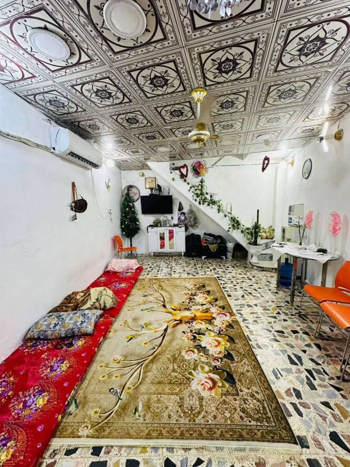 السلام عليكم ورحمة الله وبركاتة بيت البيع منطقت بوب الشام قرب السواعديم اسواق الصدرين مساحت البيت 60مترنوع العقار سند 25تبليط خدمات كاملة قرب المصطوصف السعر35مليون وبي مجال وتفاصيل الباقيه اتصل وني ابخدمتك اخوكم محمدالنداوي بغداد***********
