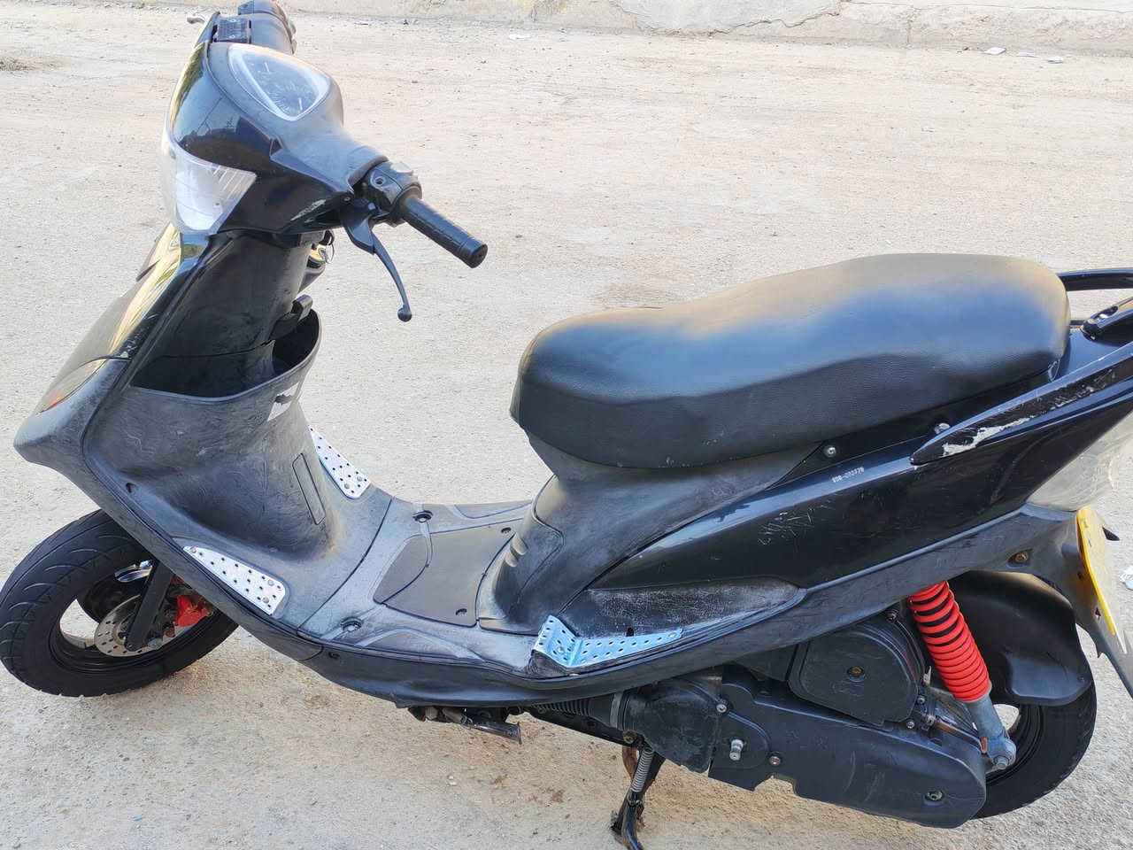 سلام عليكم دراجه ماكس عدله صارله شهرين من منزله الحاويه دراجه كفرات بلاديات مامفتوح بيه شي  الكابرتر تجاري الباقي مكفول نكرة سلف العنوان بغداد مدينة الصدر السعر ٧٥٠ *********** وبين مجال
