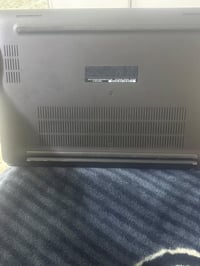 DELL  i7 جيل 8 جديده بعدها كارتون وياها مواصفاتها كدامك سعرها 225 مكان...
