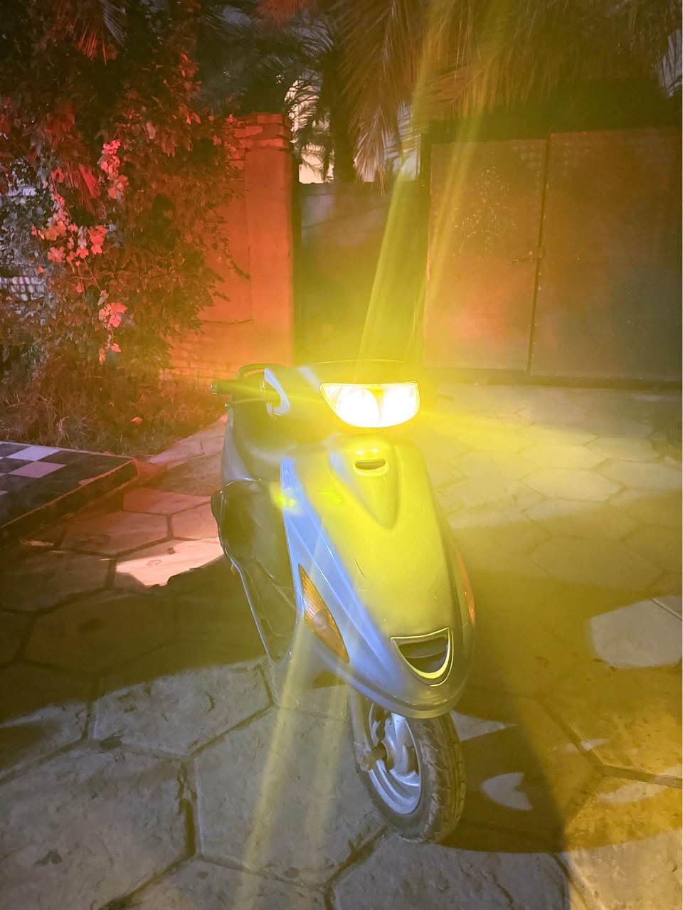 دراجه نضيفه ما نقصها اي شي السعر 500الف وبيه مجال   مكان دوانيه حي الفرات ل تواصل *********** ديوانية, القادسية
