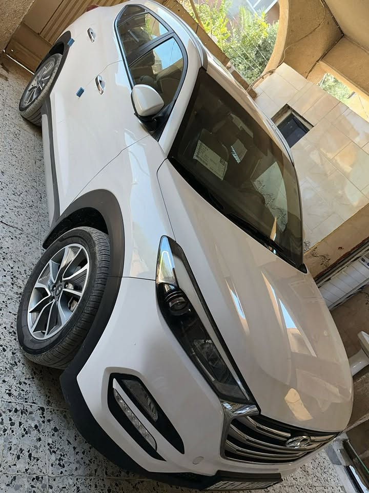 السلام عليكم توسان موديل ١٨ رقم بغداد دولي السعر المطلوب ١٧٦ وبيها مجال مكانها ديالى بعقوبة 
***********
