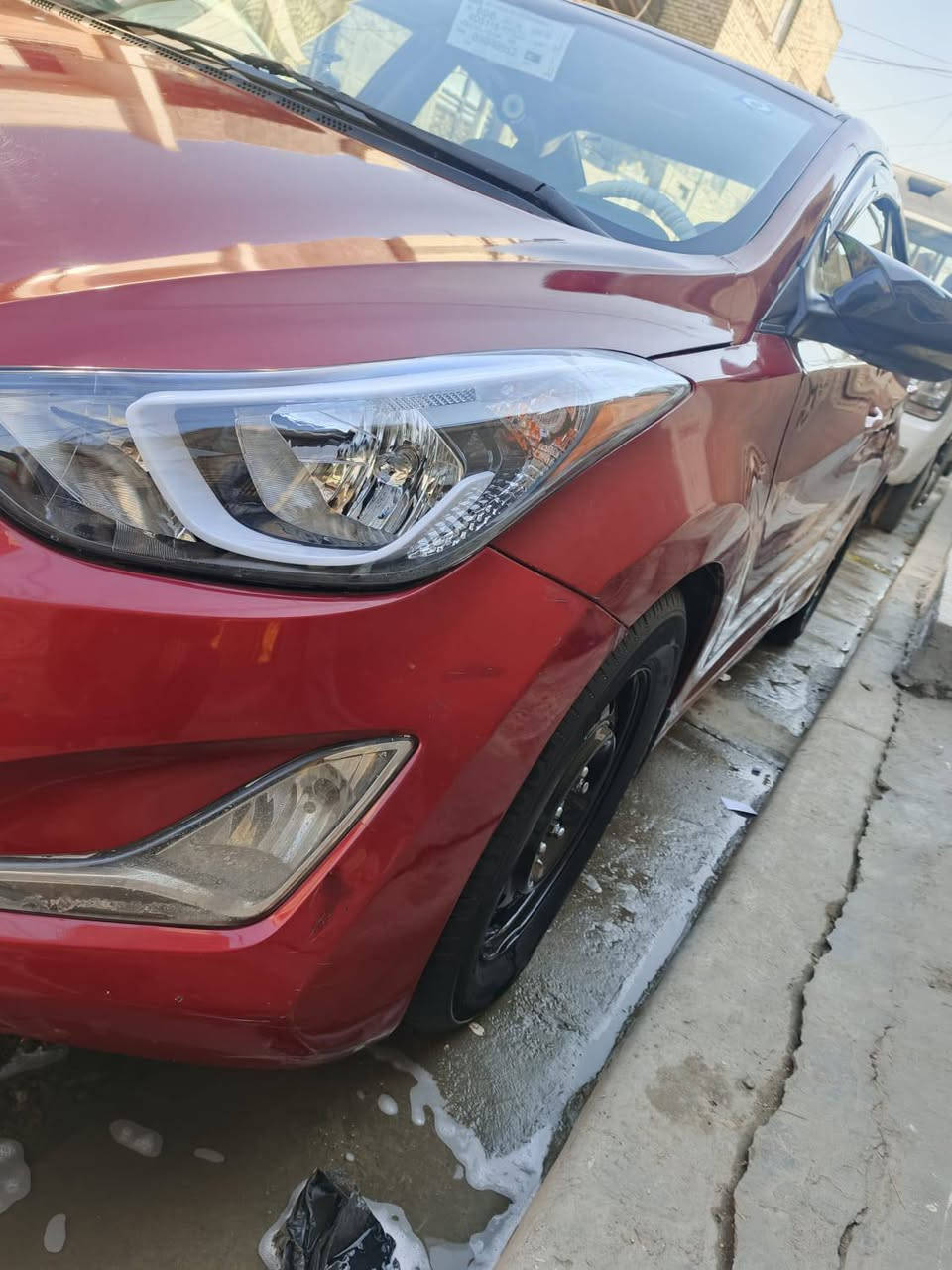 السلام عليكم النتره 2015 أمريكي حادث جاملغ امامي بل عراق بنيد رقم ذي قار بسمي السعر 98 وبيه مجال بسيط سنويه جديده سياره نص فول رقم مشروع وطني اي مكان تحول الشراي يتصل ***********
