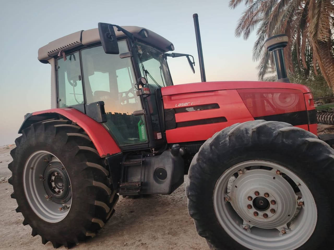 السلام عليكم 
للبيع مكينة دويتز (SAME/Deutz) موديل 2014
🔴 حجم 150 حصان
✅ مكينة نظيفة جداً 
📍 الموقع: ديالى - بلدروز
للاستفسار والمراسلة على الخاص أو الاتصال.
رقم ***********
