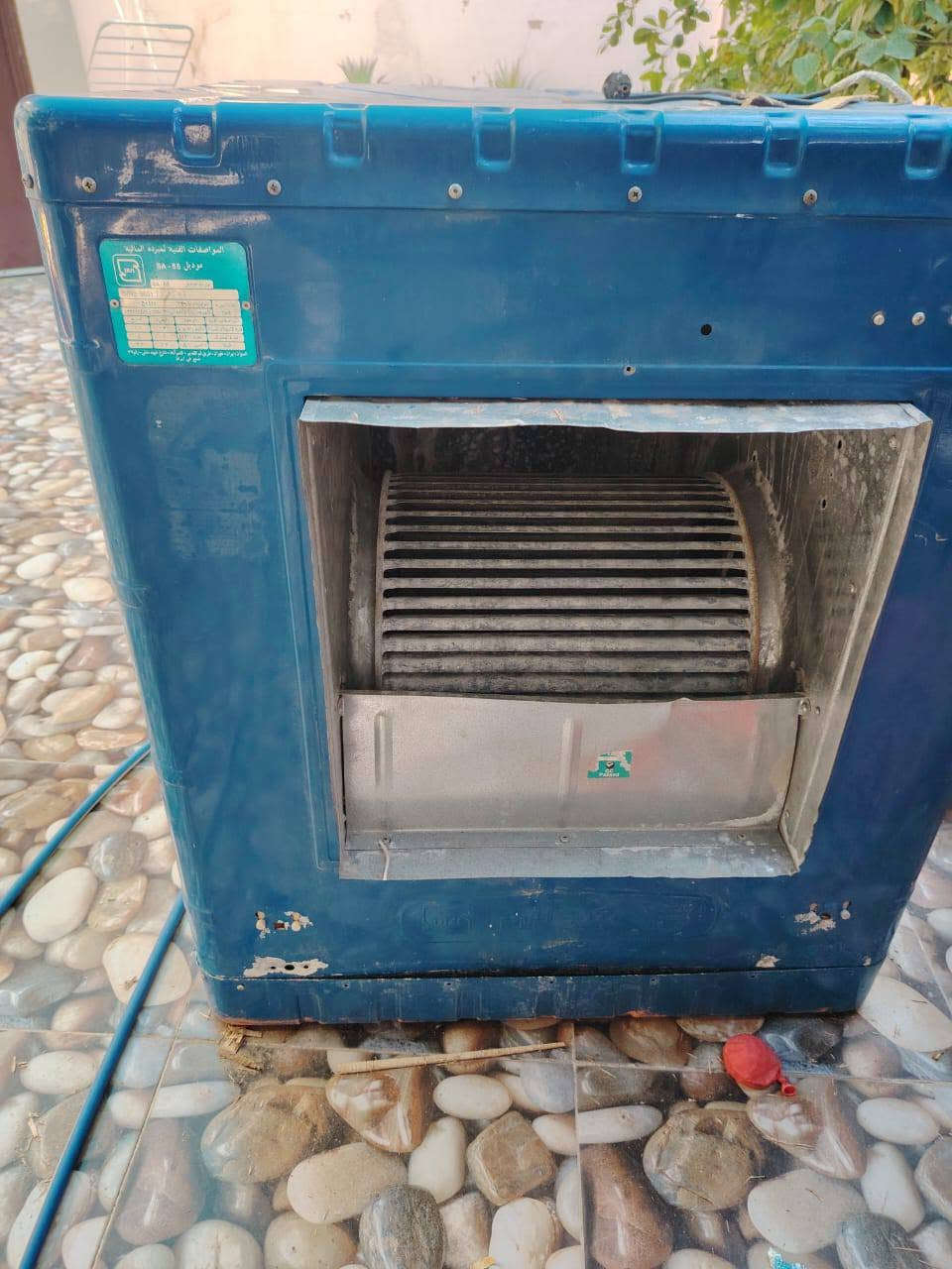 مبردات 2 للبيع وحده حجم 2500
وحده 4500 

سعرهم 150 الف 
شغالات وعيب مابيهم تفحص تأخذ اذا تريد 
الاستفسار ***********
